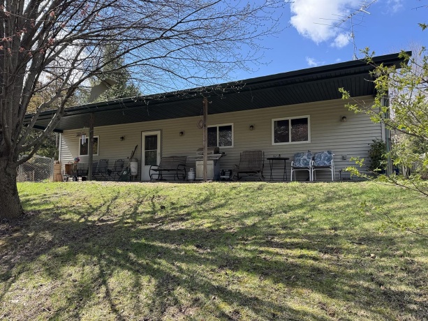 10293 Getz, MOUNT CARROLL, Illinois 61053, 3 Bedrooms Bedrooms, ,2 BathroomsBathrooms,House,For Sale,Getz,202601923