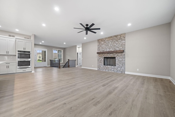 8556 Carberry, ROSCOE, Illinois 61073, 3 Bedrooms Bedrooms, ,2 BathroomsBathrooms,House,For Sale,Carberry,202505024