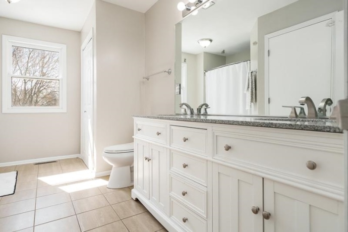 6673 Thomas, ROCKFORD, Illinois 61114, 4 Bedrooms Bedrooms, ,2 BathroomsBathrooms,House,For Sale,Thomas,202601924