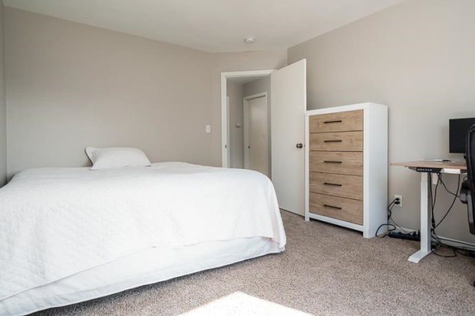 6673 Thomas, ROCKFORD, Illinois 61114, 4 Bedrooms Bedrooms, ,2 BathroomsBathrooms,House,For Sale,Thomas,202601924