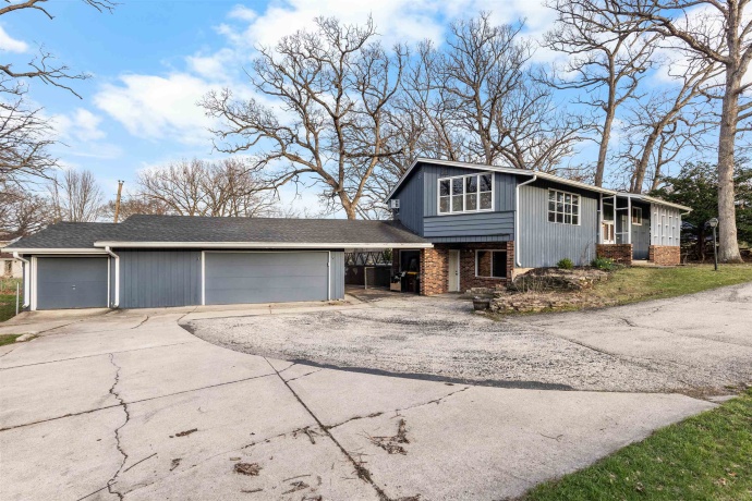 5403 McFarland Road, LOVES PARK, Illinois 61111, 3 Bedrooms Bedrooms, ,2 BathroomsBathrooms,House,For Sale,McFarland Road,202601925