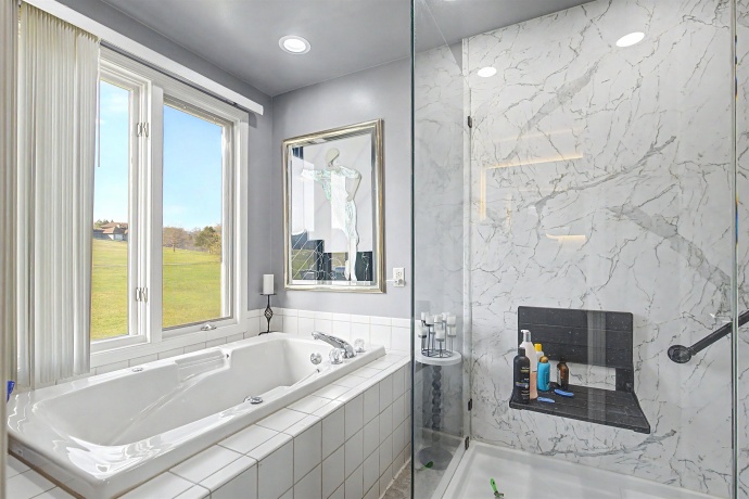 19 Walnut Hill, GALENA, Illinois 61036, 4 Bedrooms Bedrooms, ,3 BathroomsBathrooms,House,For Sale,Walnut Hill,202601926