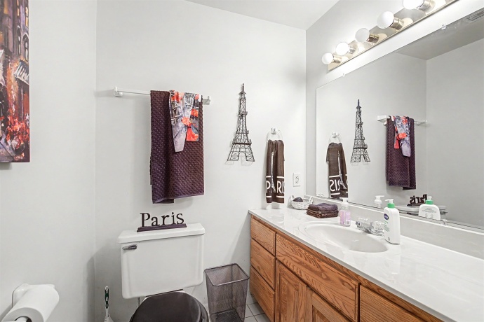 19 Walnut Hill, GALENA, Illinois 61036, 4 Bedrooms Bedrooms, ,3 BathroomsBathrooms,House,For Sale,Walnut Hill,202601926