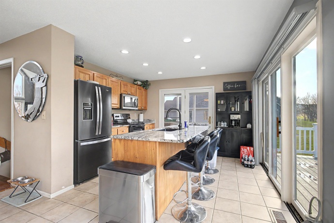 19 Walnut Hill, GALENA, Illinois 61036, 4 Bedrooms Bedrooms, ,3 BathroomsBathrooms,House,For Sale,Walnut Hill,202601926