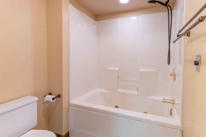 151 Fox Run, BYRON, Illinois 61010, 5 Bedrooms Bedrooms, ,3 BathroomsBathrooms,House,For Sale,Fox Run,202601824