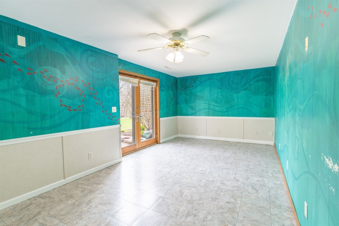 151 Fox Run, BYRON, Illinois 61010, 5 Bedrooms Bedrooms, ,3 BathroomsBathrooms,House,For Sale,Fox Run,202601824