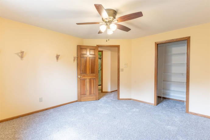 151 Fox Run, BYRON, Illinois 61010, 5 Bedrooms Bedrooms, ,3 BathroomsBathrooms,House,For Sale,Fox Run,202601824