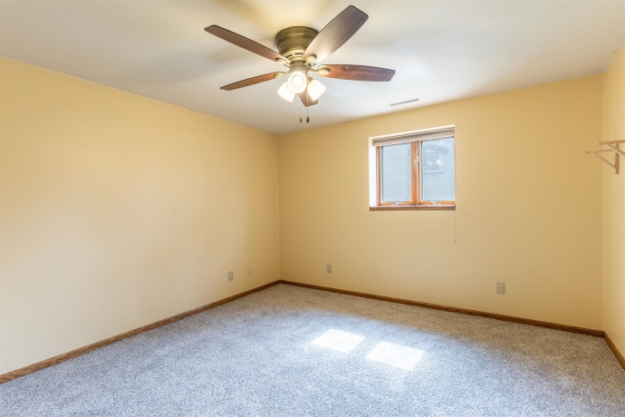 151 Fox Run, BYRON, Illinois 61010, 5 Bedrooms Bedrooms, ,3 BathroomsBathrooms,House,For Sale,Fox Run,202601824