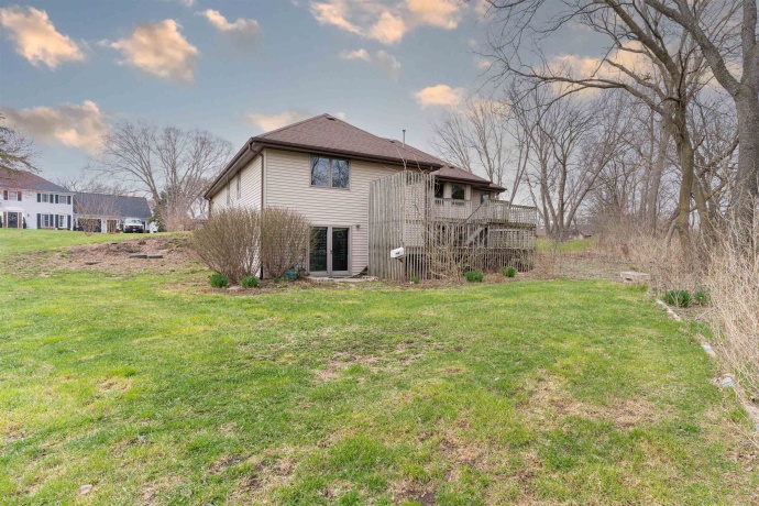 151 Fox Run, BYRON, Illinois 61010, 5 Bedrooms Bedrooms, ,3 BathroomsBathrooms,House,For Sale,Fox Run,202601824