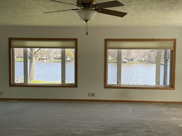 5199 Browns Beach, ROCKFORD, Illinois 61103, 2 Bedrooms Bedrooms, ,1 BathroomBathrooms,House,For Sale,Browns Beach,202601928