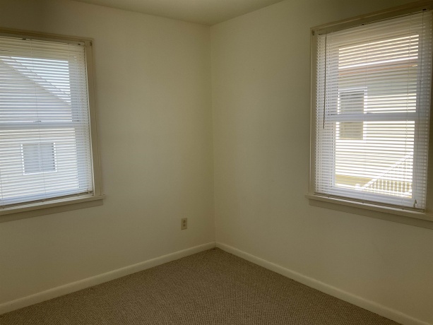 5199 Browns Beach, ROCKFORD, Illinois 61103, 2 Bedrooms Bedrooms, ,1 BathroomBathrooms,House,For Sale,Browns Beach,202601928