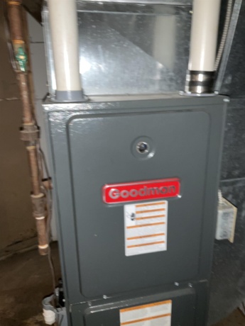 5199 Browns Beach, ROCKFORD, Illinois 61103, 2 Bedrooms Bedrooms, ,1 BathroomBathrooms,House,For Sale,Browns Beach,202601928