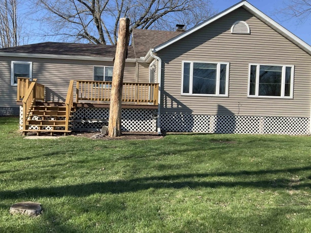 5199 Browns Beach, ROCKFORD, Illinois 61103, 2 Bedrooms Bedrooms, ,1 BathroomBathrooms,House,For Sale,Browns Beach,202601928