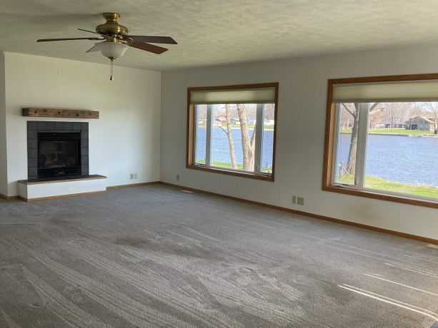 5199 Browns Beach, ROCKFORD, Illinois 61103, 2 Bedrooms Bedrooms, ,1 BathroomBathrooms,House,For Sale,Browns Beach,202601928