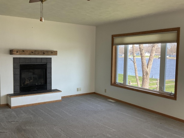 5199 Browns Beach, ROCKFORD, Illinois 61103, 2 Bedrooms Bedrooms, ,1 BathroomBathrooms,House,For Sale,Browns Beach,202601928