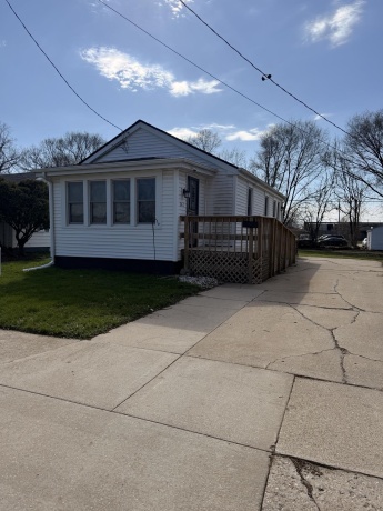 242 Harrison, SOUTH BELOIT, Illinois 61080, 2 Bedrooms Bedrooms, ,1 BathroomBathrooms,House,For Sale,Harrison,202601930