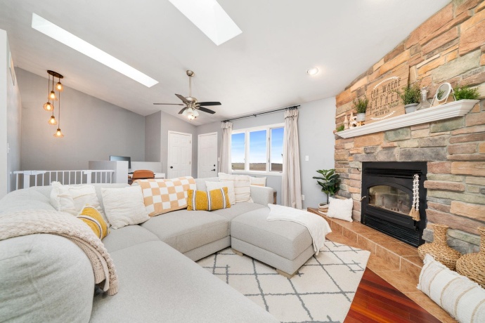 5380 Steward, ROCKFORD, Illinois 61101, 3 Bedrooms Bedrooms, ,2 BathroomsBathrooms,House,For Sale,Steward,202601931