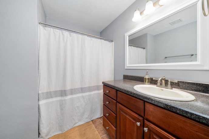 5380 Steward, ROCKFORD, Illinois 61101, 3 Bedrooms Bedrooms, ,2 BathroomsBathrooms,House,For Sale,Steward,202601931