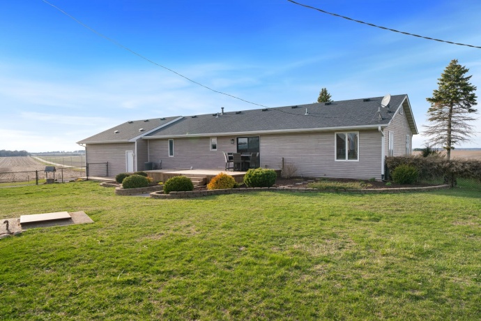 5380 Steward, ROCKFORD, Illinois 61101, 3 Bedrooms Bedrooms, ,2 BathroomsBathrooms,House,For Sale,Steward,202601931