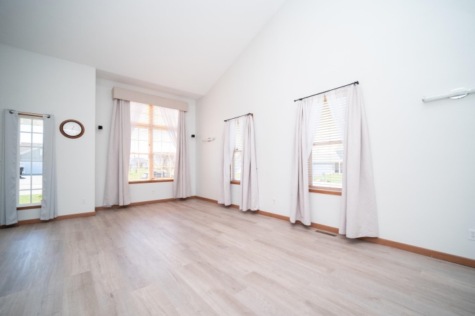 3008 Hamlin, MACHESNEY PARK, Illinois 61115, 3 Bedrooms Bedrooms, ,2 BathroomsBathrooms,House,For Sale,Hamlin,202601932