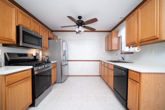 3008 Hamlin, MACHESNEY PARK, Illinois 61115, 3 Bedrooms Bedrooms, ,2 BathroomsBathrooms,House,For Sale,Hamlin,202601932