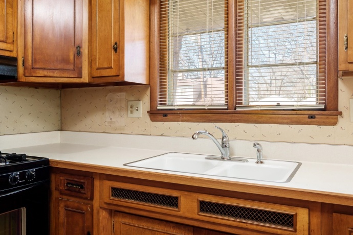 3432 COURT, ROCKFORD, Illinois 61103, 3 Bedrooms Bedrooms, ,1 BathroomBathrooms,House,For Sale,COURT,202601933