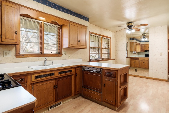 3432 COURT, ROCKFORD, Illinois 61103, 3 Bedrooms Bedrooms, ,1 BathroomBathrooms,House,For Sale,COURT,202601933