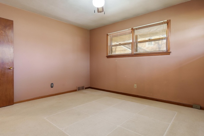 3432 COURT, ROCKFORD, Illinois 61103, 3 Bedrooms Bedrooms, ,1 BathroomBathrooms,House,For Sale,COURT,202601933