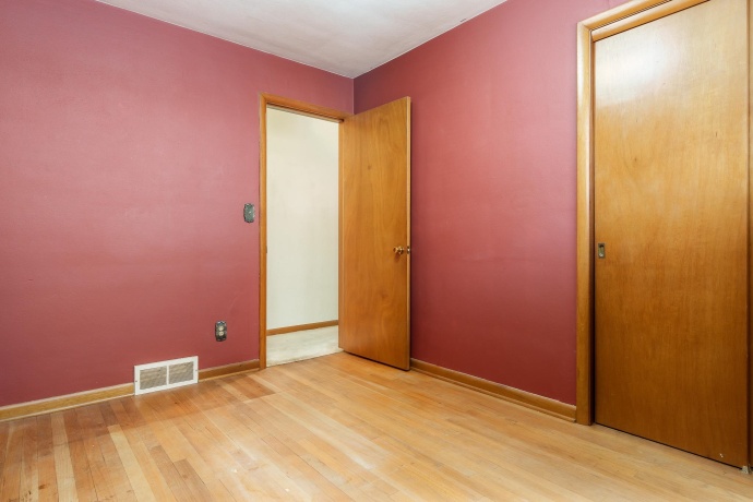 3432 COURT, ROCKFORD, Illinois 61103, 3 Bedrooms Bedrooms, ,1 BathroomBathrooms,House,For Sale,COURT,202601933