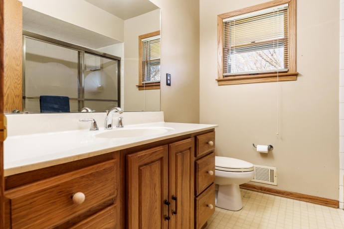 3432 COURT, ROCKFORD, Illinois 61103, 3 Bedrooms Bedrooms, ,1 BathroomBathrooms,House,For Sale,COURT,202601933