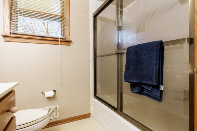 3432 COURT, ROCKFORD, Illinois 61103, 3 Bedrooms Bedrooms, ,1 BathroomBathrooms,House,For Sale,COURT,202601933