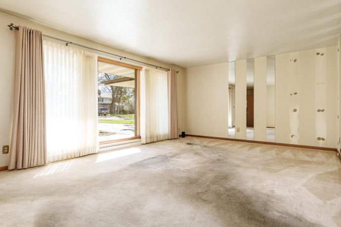 3432 COURT, ROCKFORD, Illinois 61103, 3 Bedrooms Bedrooms, ,1 BathroomBathrooms,House,For Sale,COURT,202601933