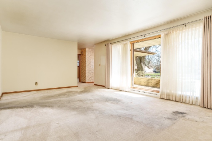 3432 COURT, ROCKFORD, Illinois 61103, 3 Bedrooms Bedrooms, ,1 BathroomBathrooms,House,For Sale,COURT,202601933