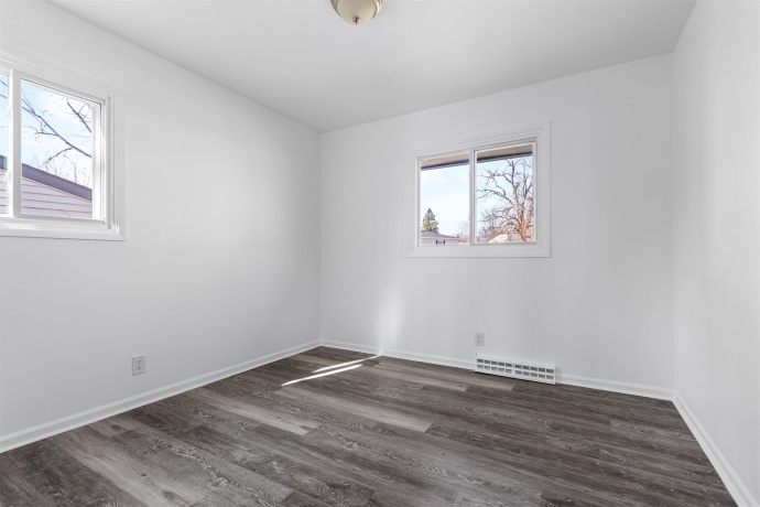 2815 Greendale Dr, ROCKFORD, Illinois 61109, 3 Bedrooms Bedrooms, ,1 BathroomBathrooms,House,For Sale,Greendale Dr,202601934