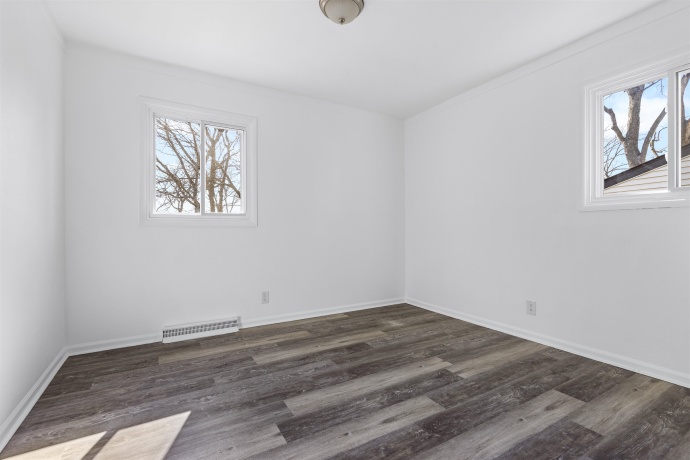 2815 Greendale Dr, ROCKFORD, Illinois 61109, 3 Bedrooms Bedrooms, ,1 BathroomBathrooms,House,For Sale,Greendale Dr,202601934