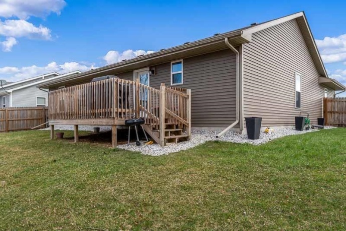 15044 Yellowstone, SOUTH BELOIT, Illinois 61080, 3 Bedrooms Bedrooms, ,2 BathroomsBathrooms,House,For Sale,Yellowstone,202601935