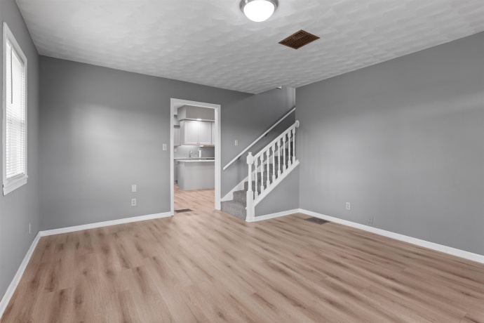 128 8th, ROCHELLE, Illinois 61068, 3 Bedrooms Bedrooms, ,1 BathroomBathrooms,House,For Sale,8th,202601936