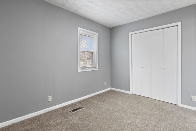 128 8th, ROCHELLE, Illinois 61068, 3 Bedrooms Bedrooms, ,1 BathroomBathrooms,House,For Sale,8th,202601936