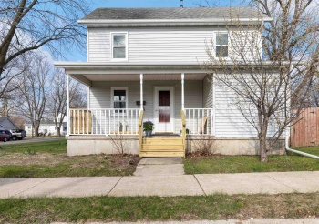 128 8th, ROCHELLE, Illinois 61068, 3 Bedrooms Bedrooms, ,1 BathroomBathrooms,House,For Sale,8th,202601936