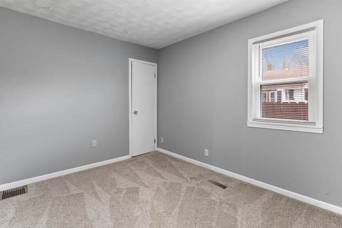 128 8th, ROCHELLE, Illinois 61068, 3 Bedrooms Bedrooms, ,1 BathroomBathrooms,House,For Sale,8th,202601936