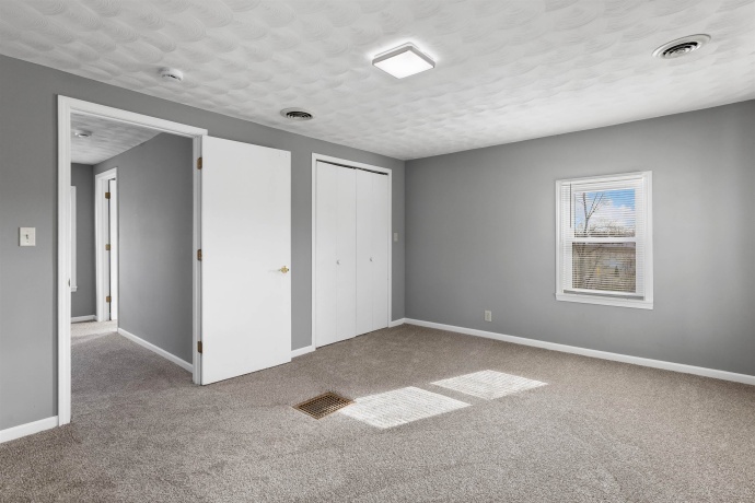 128 8th, ROCHELLE, Illinois 61068, 3 Bedrooms Bedrooms, ,1 BathroomBathrooms,House,For Sale,8th,202601936