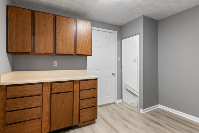 128 8th, ROCHELLE, Illinois 61068, 3 Bedrooms Bedrooms, ,1 BathroomBathrooms,House,For Sale,8th,202601936