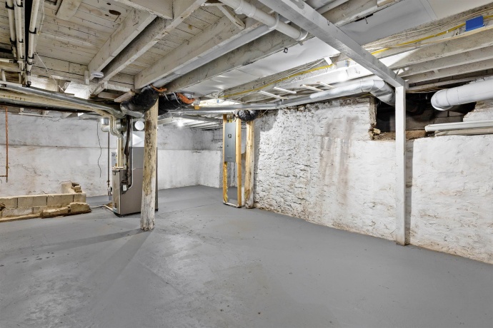 128 8th, ROCHELLE, Illinois 61068, 3 Bedrooms Bedrooms, ,1 BathroomBathrooms,House,For Sale,8th,202601936