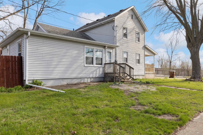 128 8th, ROCHELLE, Illinois 61068, 3 Bedrooms Bedrooms, ,1 BathroomBathrooms,House,For Sale,8th,202601936