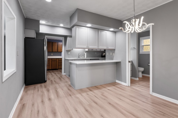 128 8th, ROCHELLE, Illinois 61068, 3 Bedrooms Bedrooms, ,1 BathroomBathrooms,House,For Sale,8th,202601936