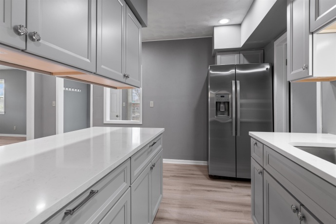 128 8th, ROCHELLE, Illinois 61068, 3 Bedrooms Bedrooms, ,1 BathroomBathrooms,House,For Sale,8th,202601936