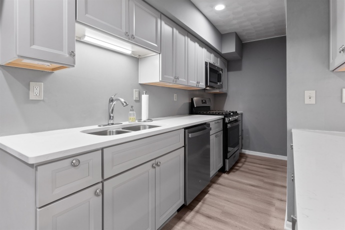 128 8th, ROCHELLE, Illinois 61068, 3 Bedrooms Bedrooms, ,1 BathroomBathrooms,House,For Sale,8th,202601936