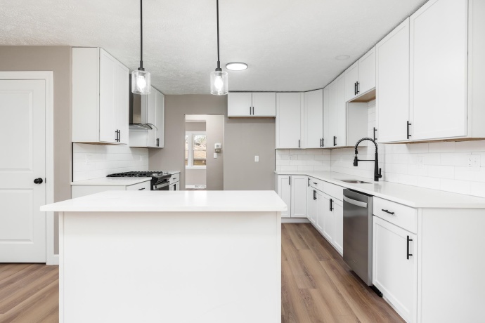 3618 BELVOIR, ROCKFORD, Illinois 61107, 3 Bedrooms Bedrooms, ,2 BathroomsBathrooms,House,For Sale,BELVOIR,202601937