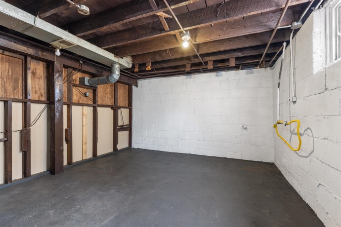 1617 CUSTER, ROCKFORD, Illinois 61103, 2 Bedrooms Bedrooms, ,1 BathroomBathrooms,House,For Sale,CUSTER,202601748