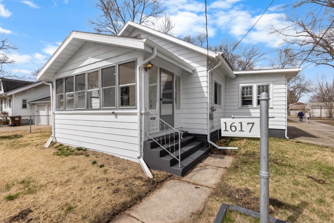 1617 CUSTER, ROCKFORD, Illinois 61103, 2 Bedrooms Bedrooms, ,1 BathroomBathrooms,House,For Sale,CUSTER,202601748